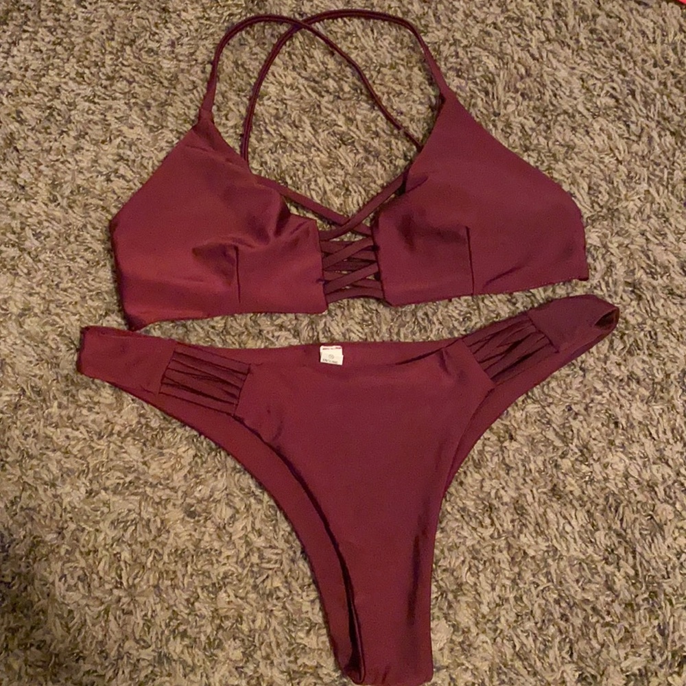 Medium Bikini- fits like a small